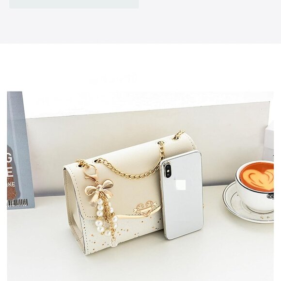 Small Retro Classic Messenger Bag for Women - Shoulder, Crossbody, Clutch Purse - Picture 6 of 7